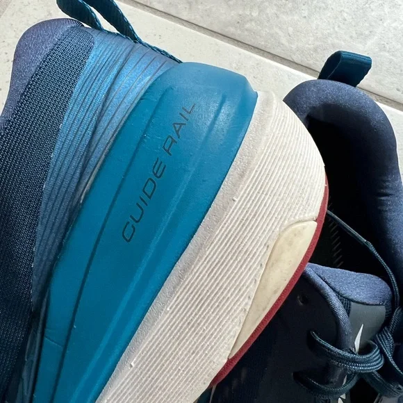 Men’s Altra Paradigm 5 Size 12 - Picture 10 of 10